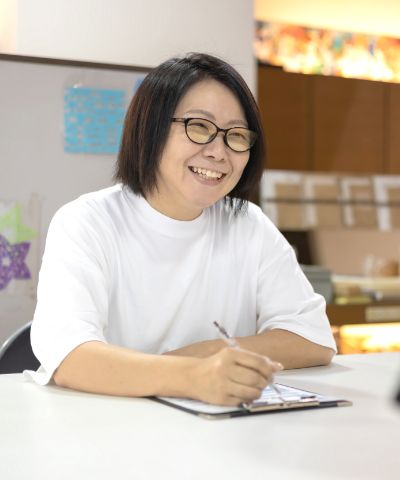スタッフ紹介